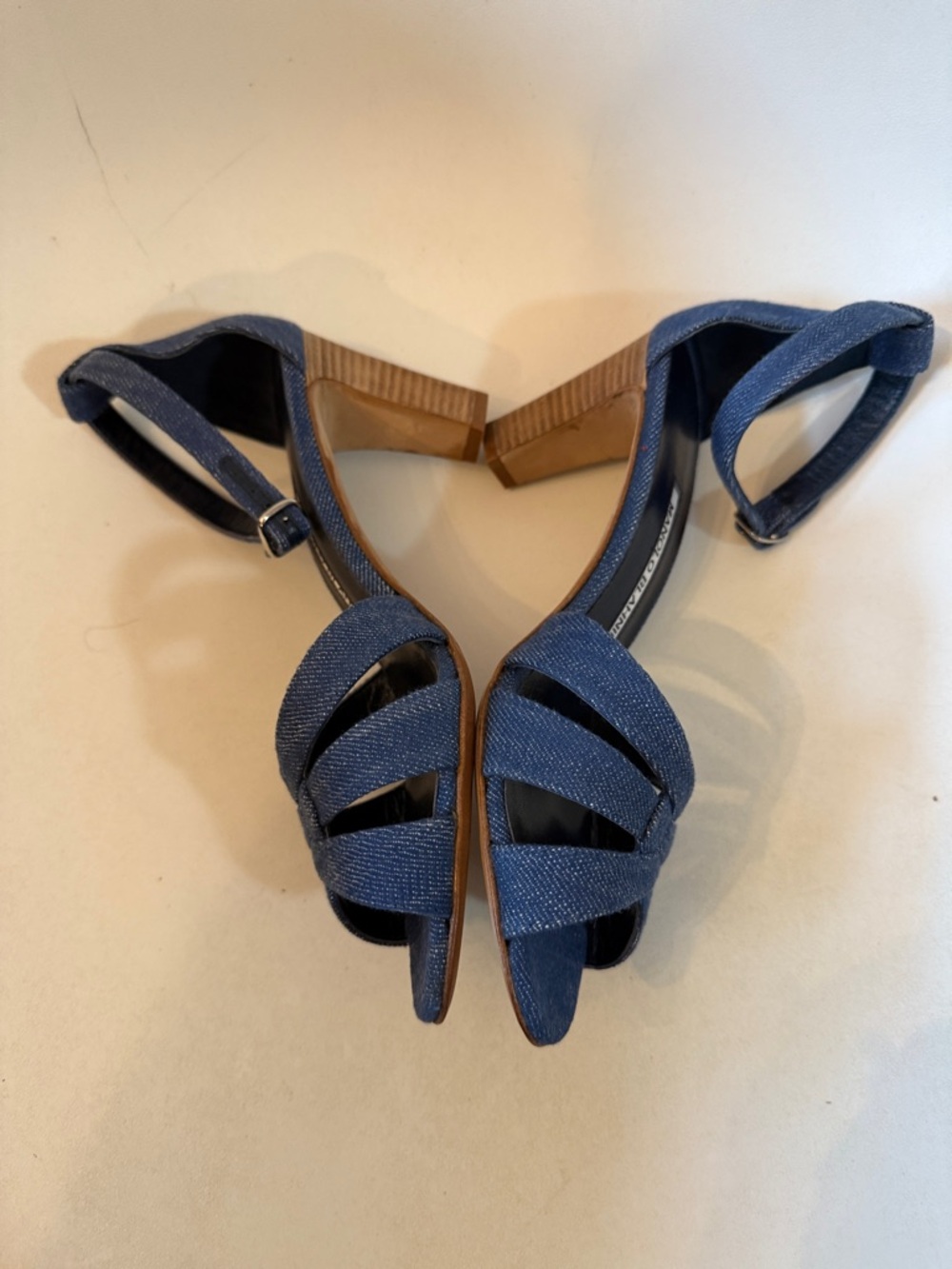 Manolo Blahnik Denim Blue Strappy Heeled Sandals 37 or 7 - Picture 7 of 11